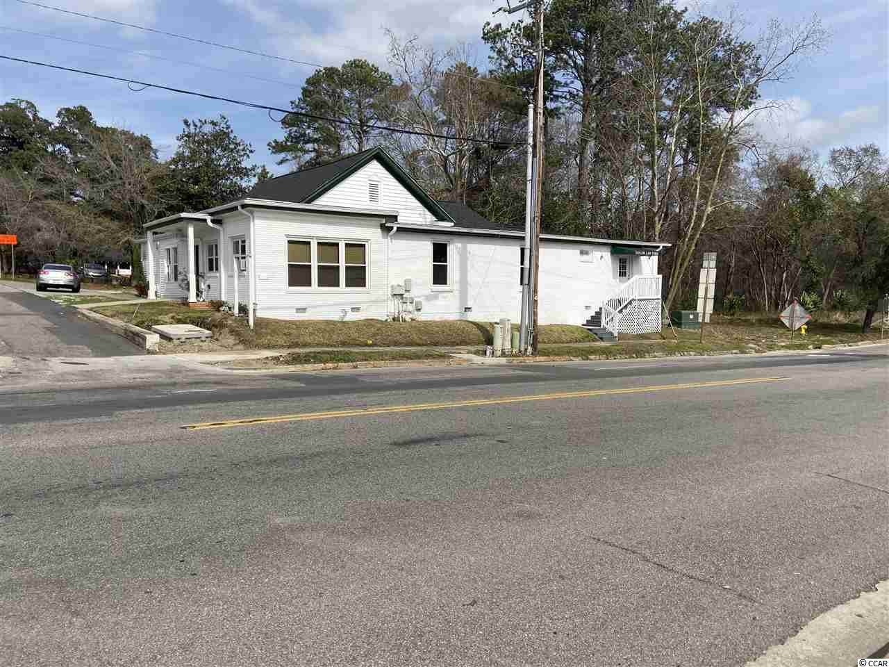 900 4th Ave. - Photo 1