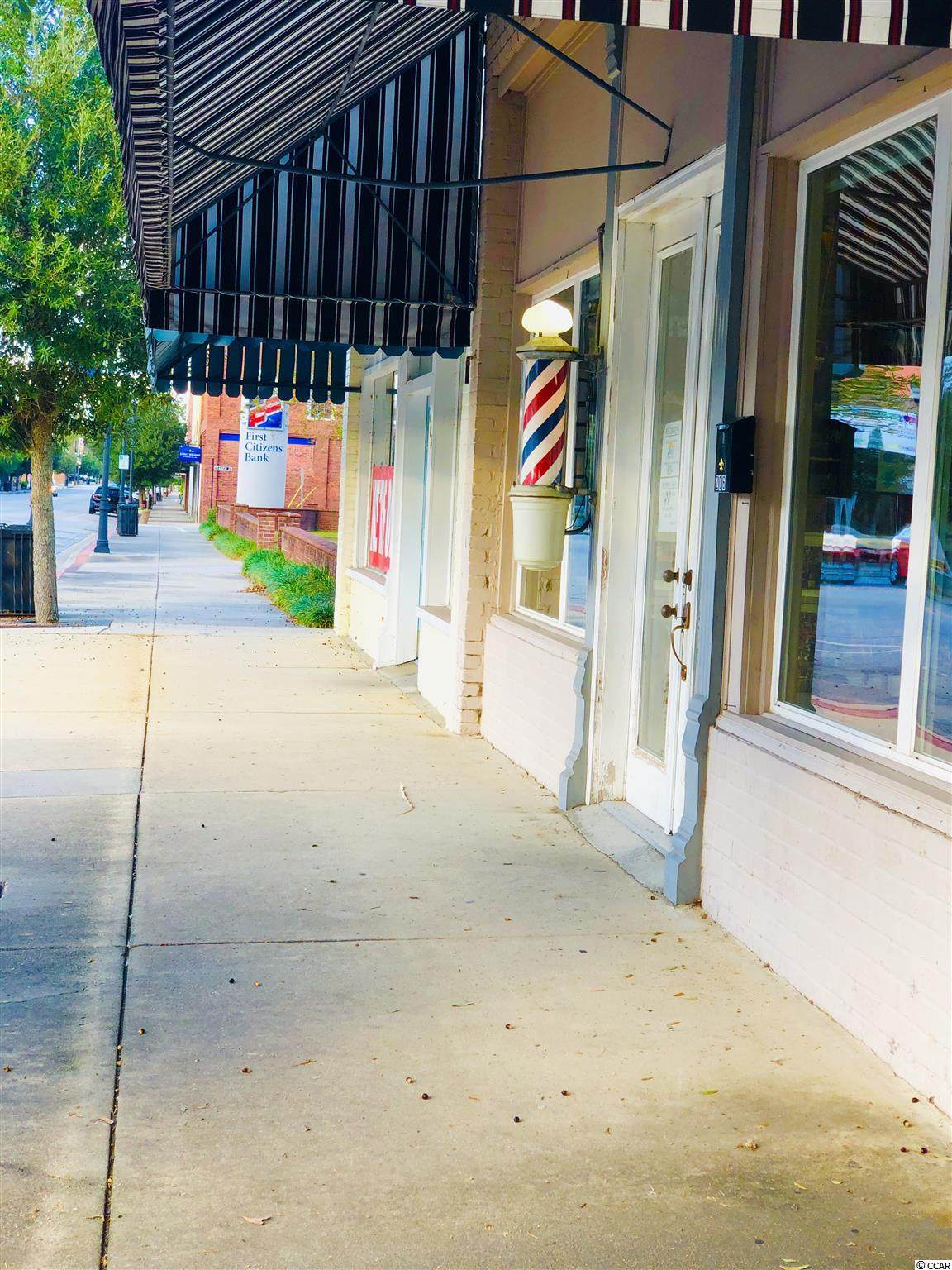 206 Main St. N - Photo 1