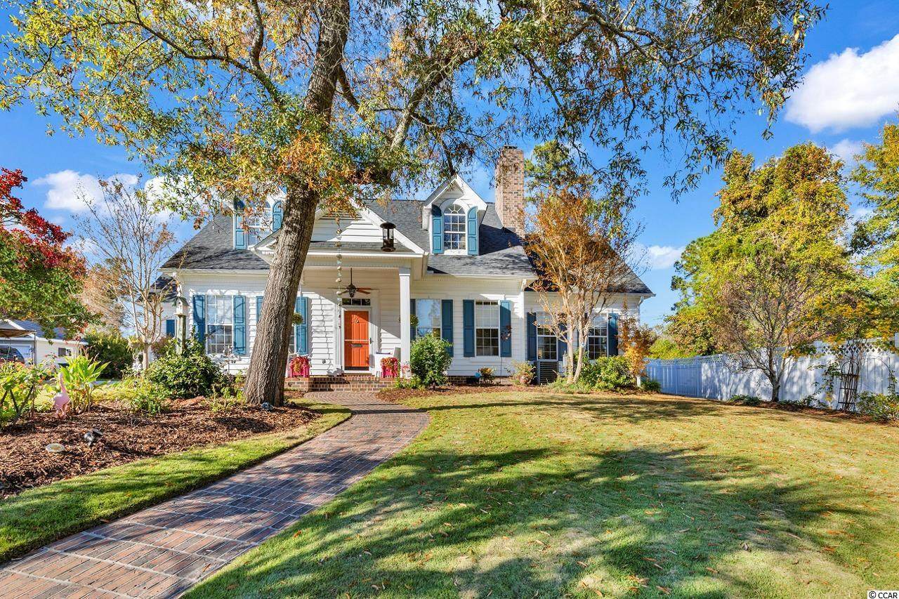 706 Sweetbriar Ln. - Photo 1