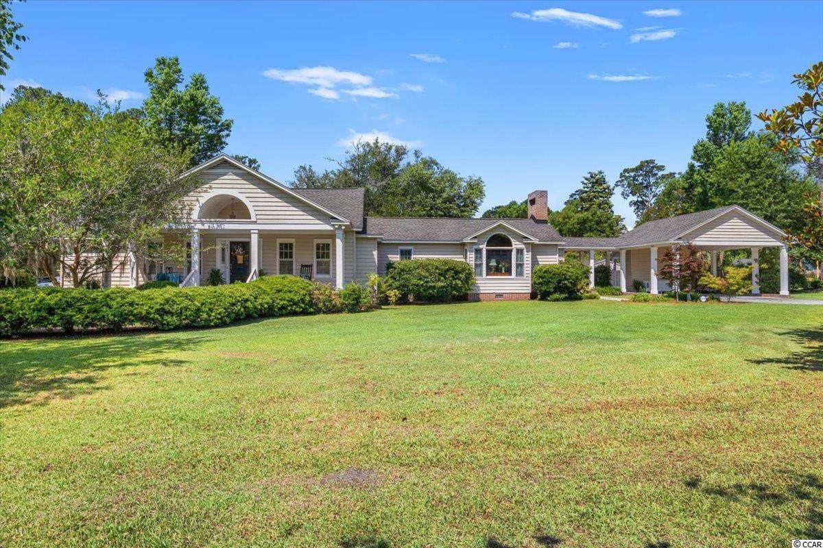 607 Lakeside Dr. - Photo 1