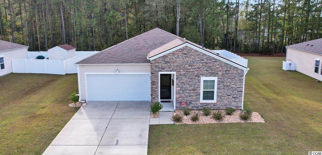 551 Carrick Loop - Photo 1