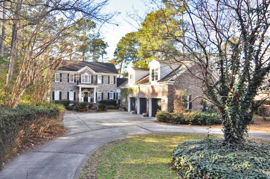 4336 Hunters Wood Dr. - Photo 1