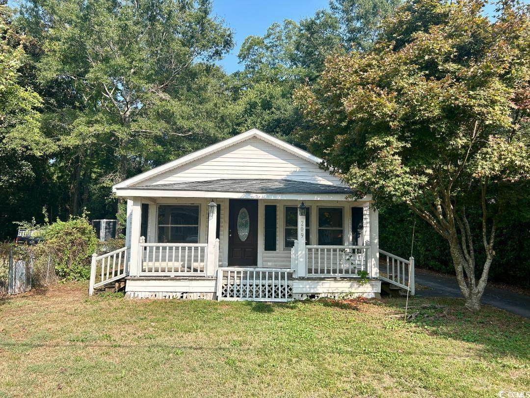209 2nd Ave. - Photo 1