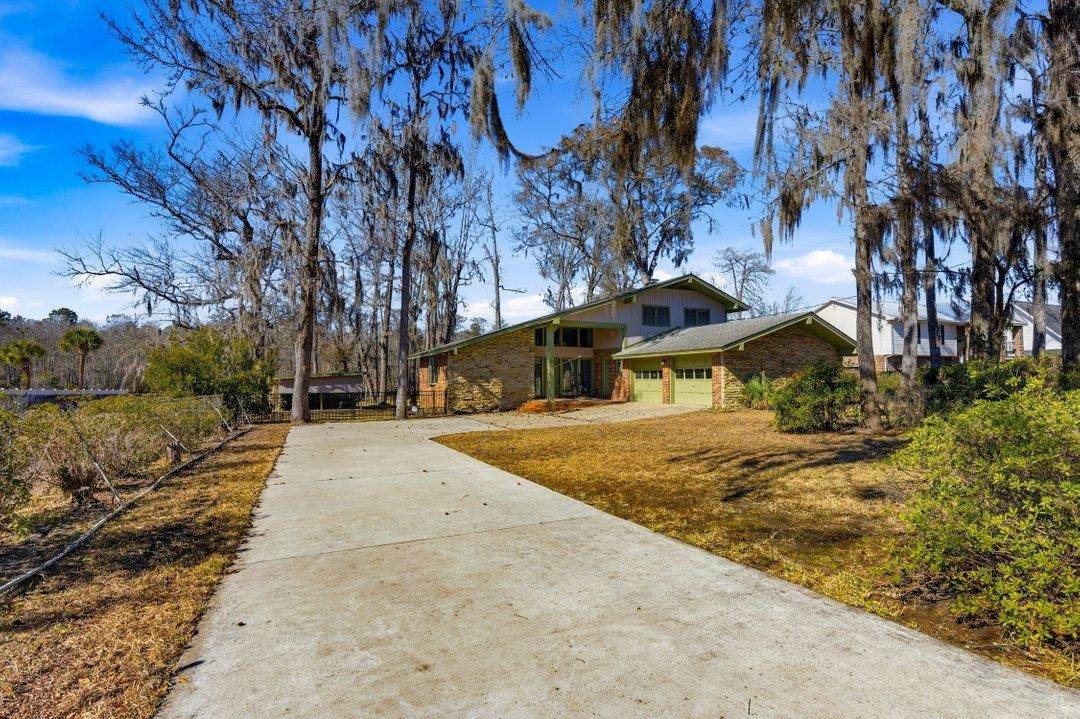 53 Smith Blvd. - Photo 1