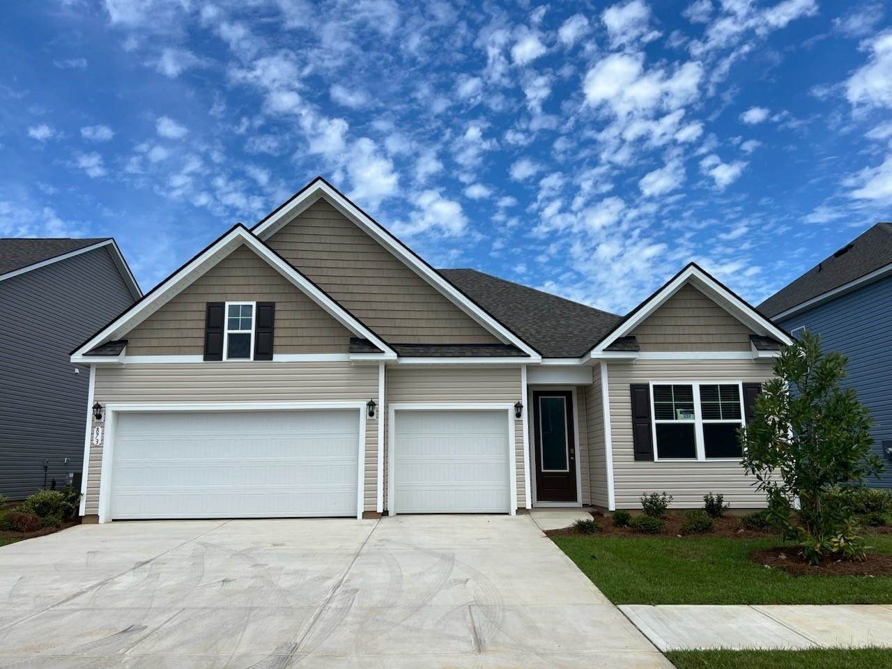 727 Hadara Dr - Photo 1