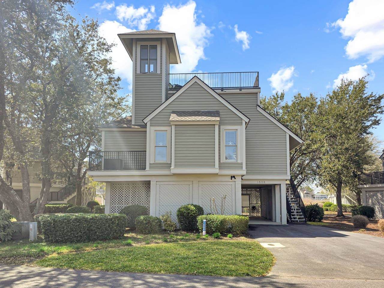 1608 Harbor Dr. - Photo 1