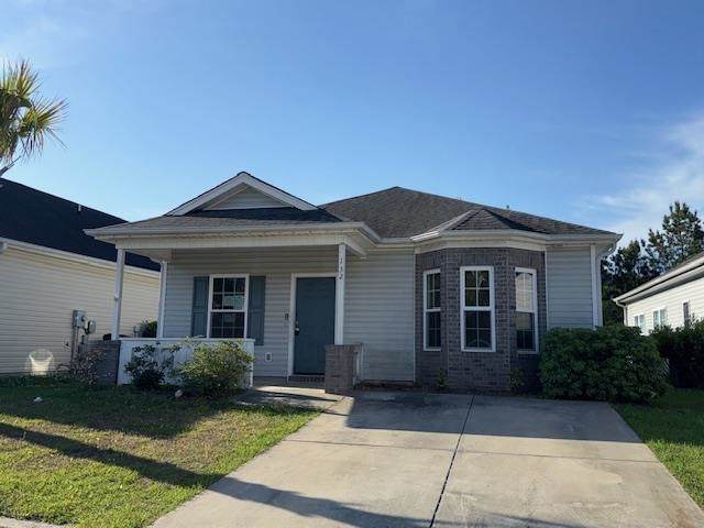 132 Palm Cove Circle - Photo 1