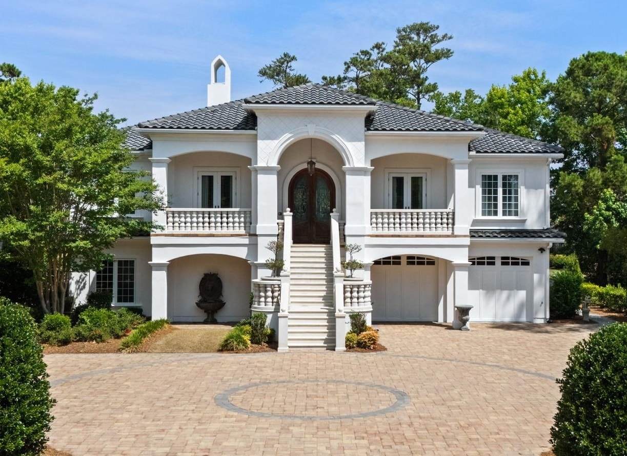 9305 Marina Pkwy. - Photo 1