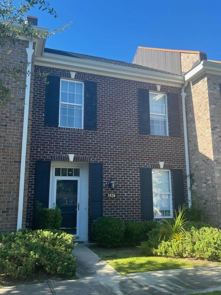 3528 Alexandria Ave. - Photo 1