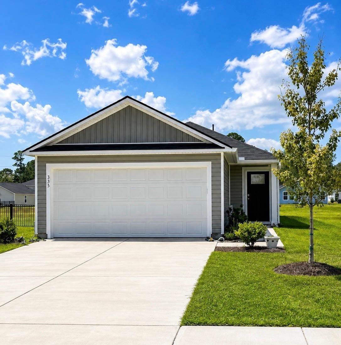 335 Mistletoe Way - Photo 1