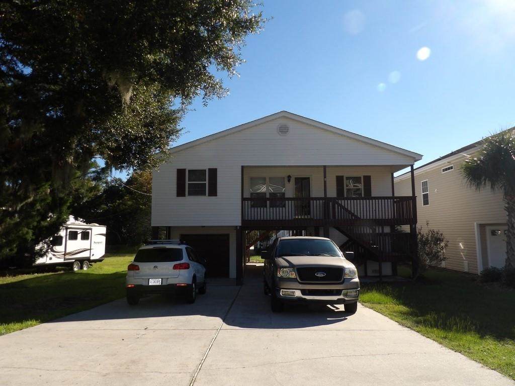 612 21st Ave. N - Photo 1