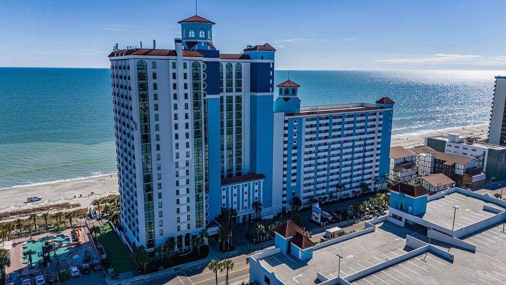 3000 N Ocean Blvd. - Photo 1
