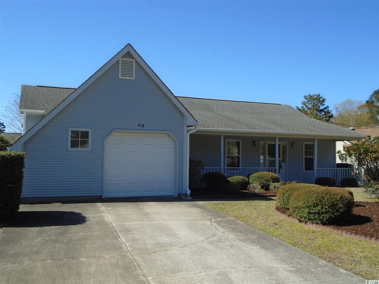 618 Blue Bird Ln. - Photo 1