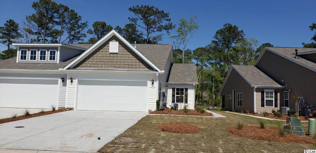 1554 Jardine Loop - Photo 1