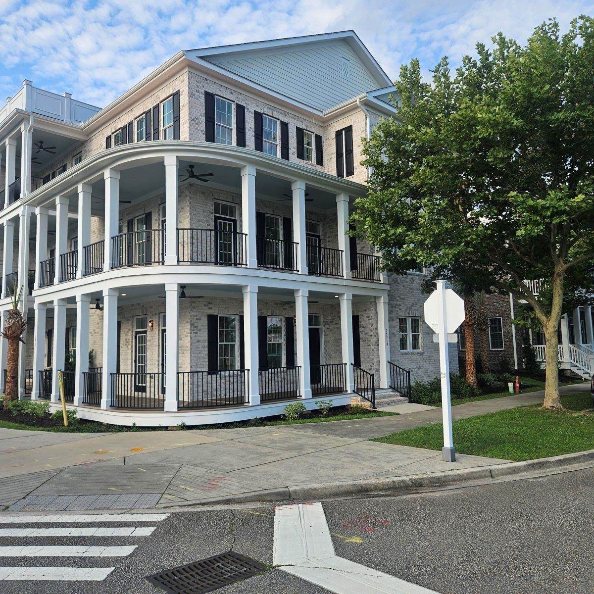 2931 Howard Ave. - Photo 1