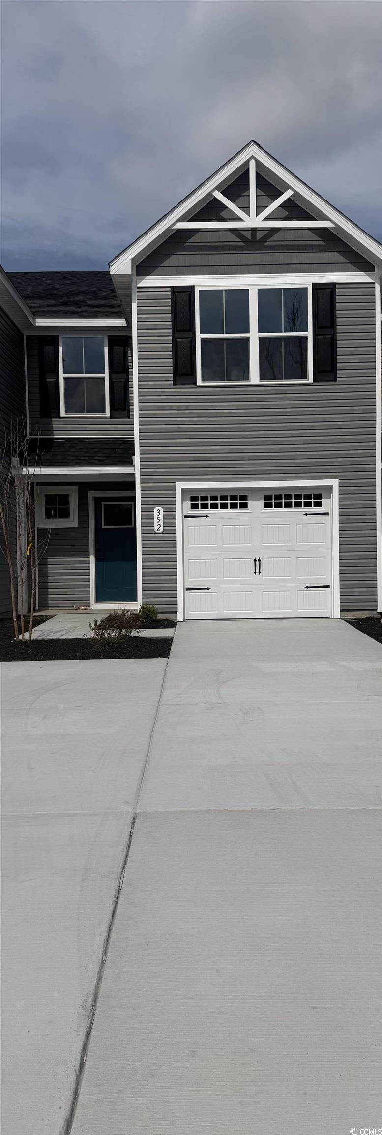 352 Myrtle Meadows Dr - Photo 1