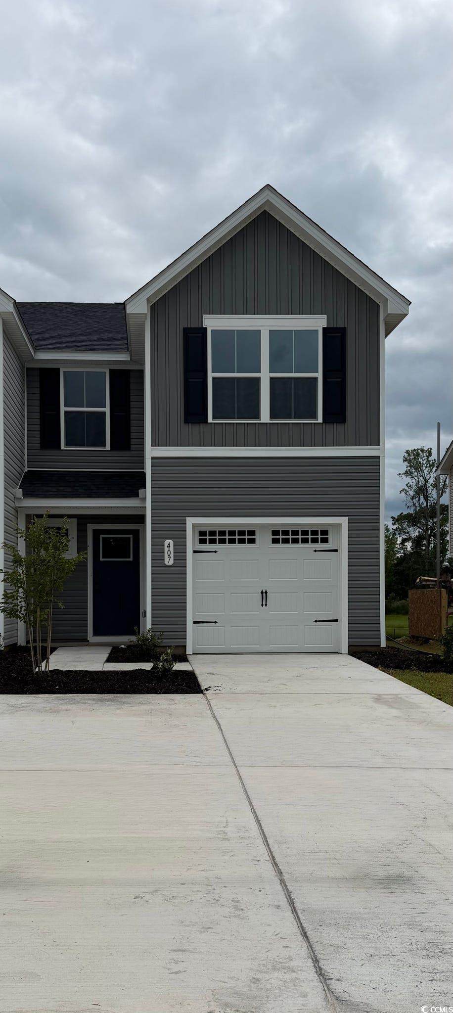 407 Myrtle Meadows Dr - Photo 1