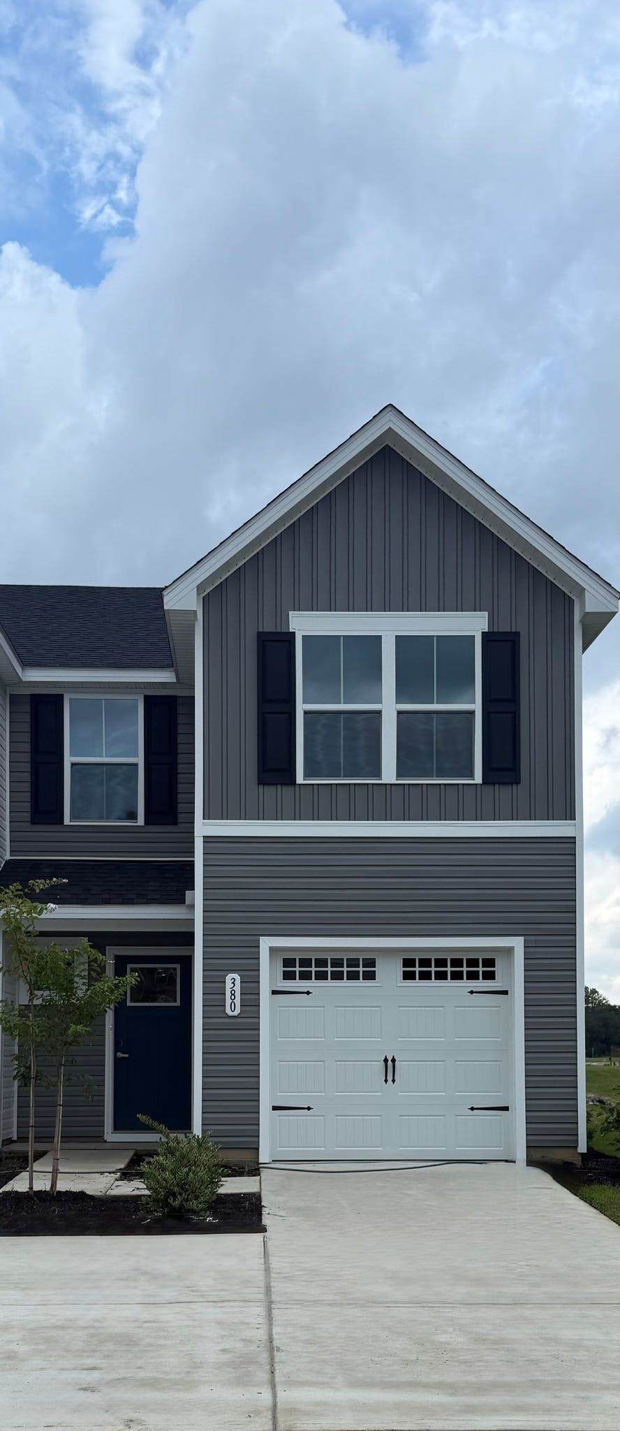 380 Myrtle Meadows Dr - Photo 1