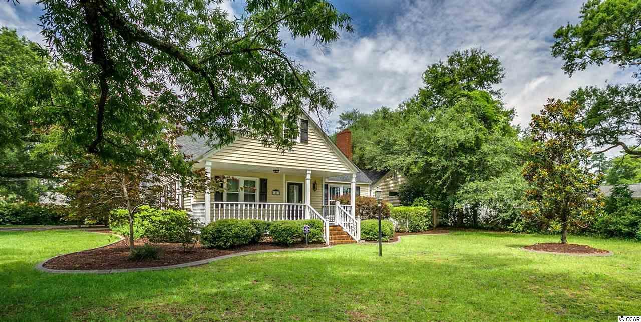 1401 Lakeland Dr. - Photo 1