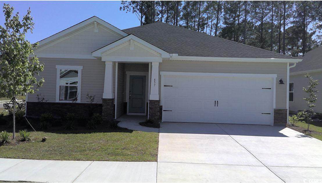 657 Blackthorne Circle Nw - Photo 1