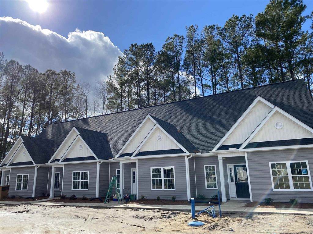 120 Kingsbury Loop - Photo 1