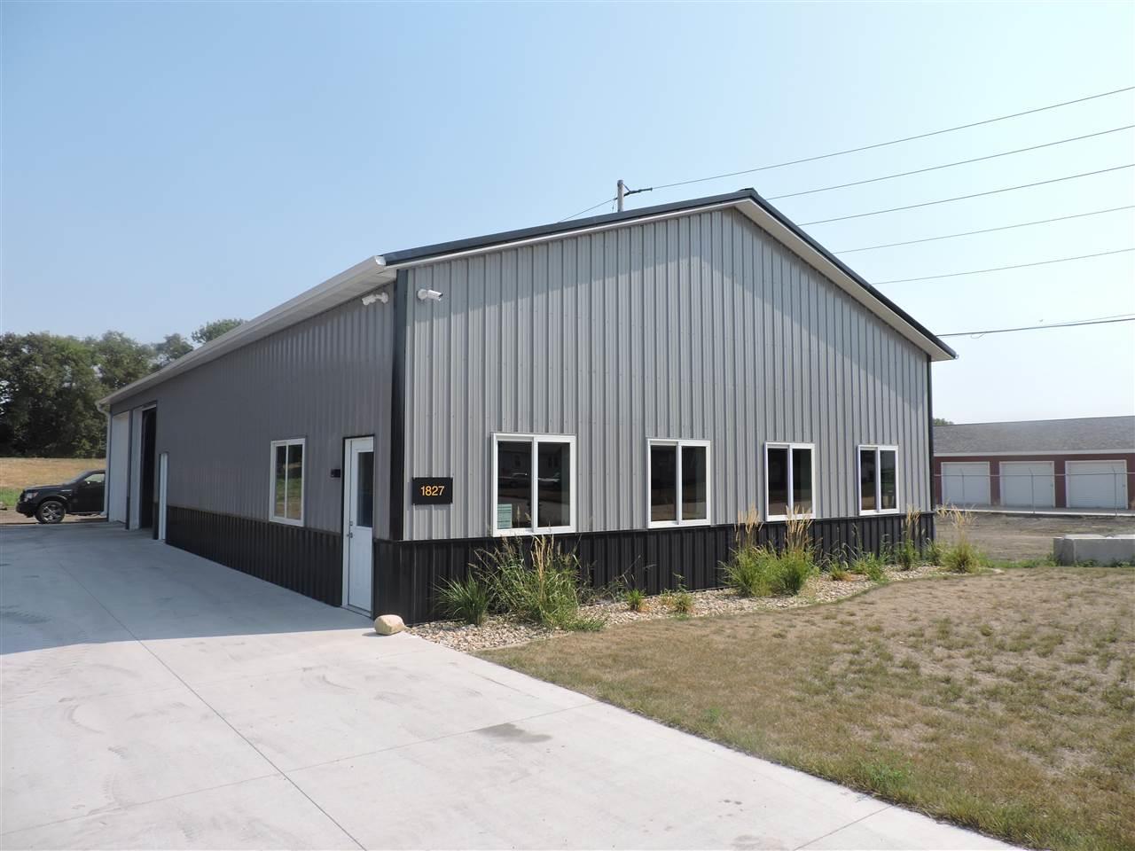 1823 Black Hawk Street - Photo 1