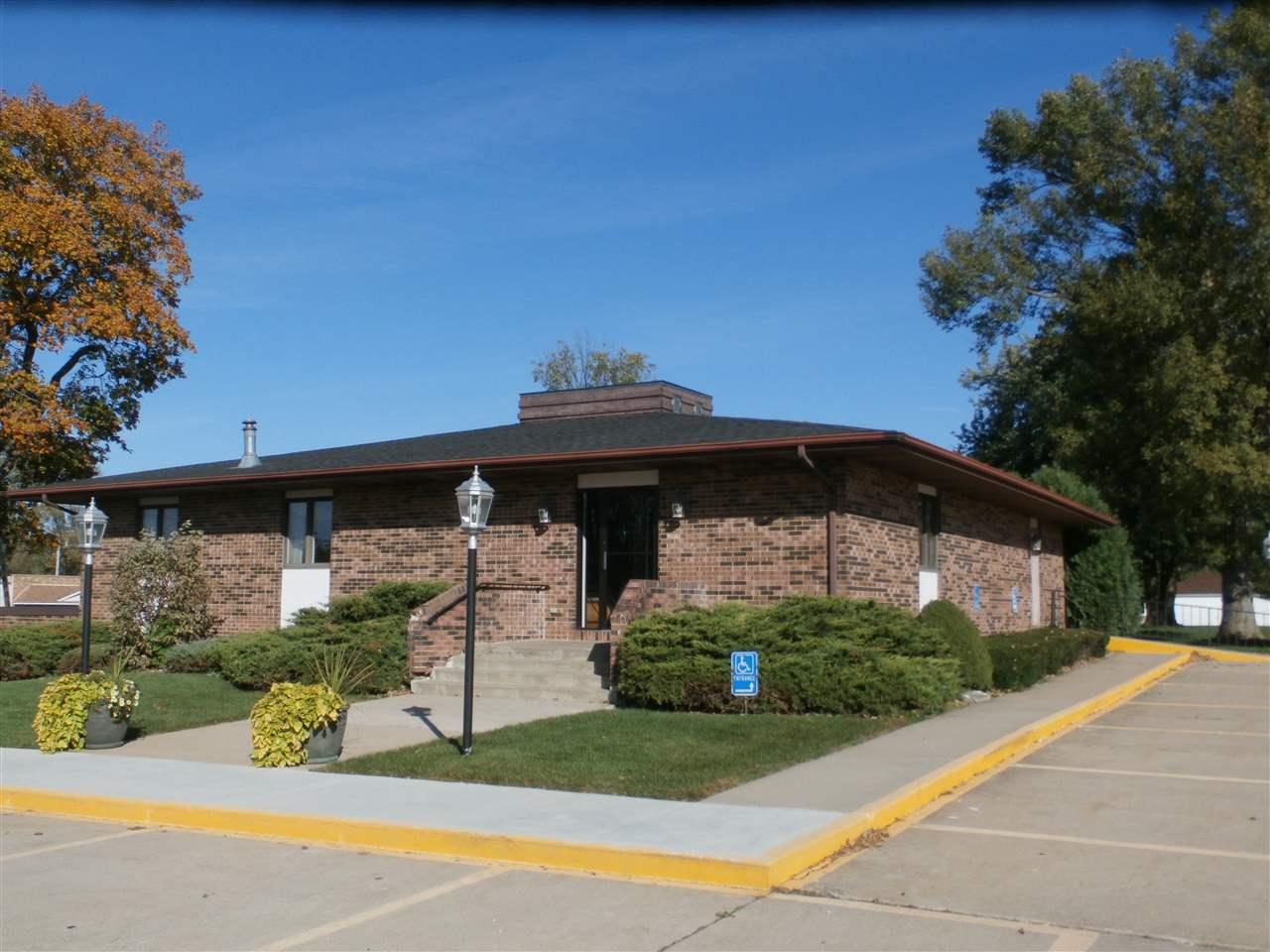 516 Linn - Photo 1