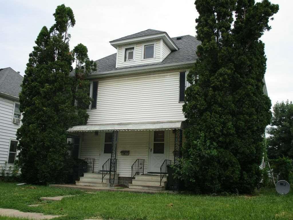 1149 Bertch - Photo 1