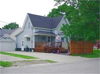 304 Wapsie Street - Photo 1