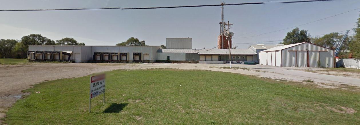 1050 Sheffield Avenue - Photo 1