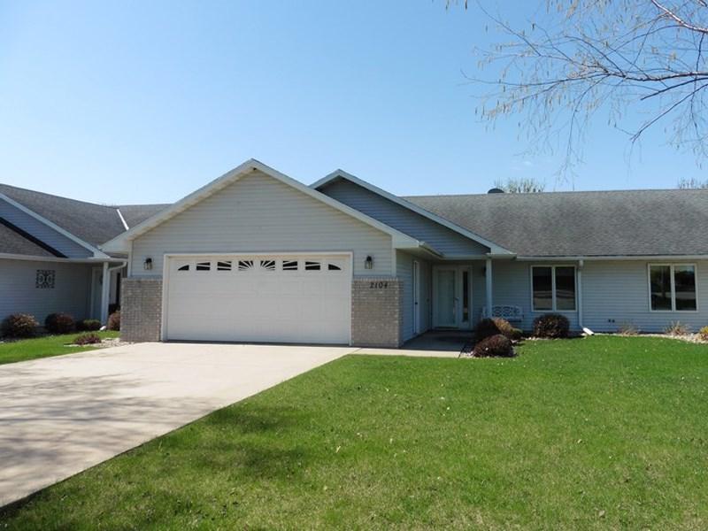 2104 Clark Street - Photo 1