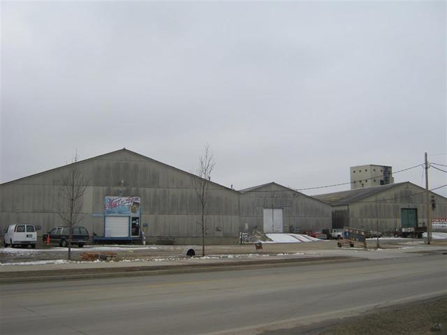 94,96,98 Vinton Street - Photo 1