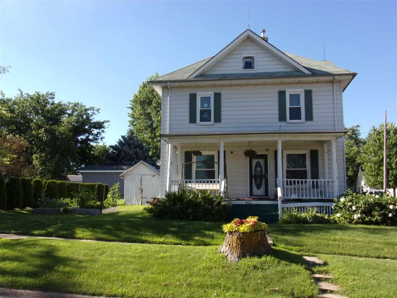 400 Center Street - Photo 1