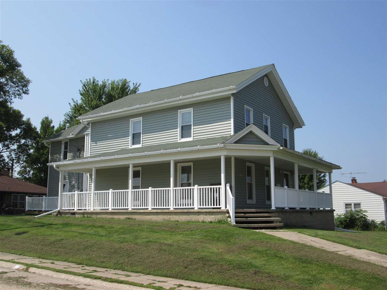 201 Elm Street - Photo 1