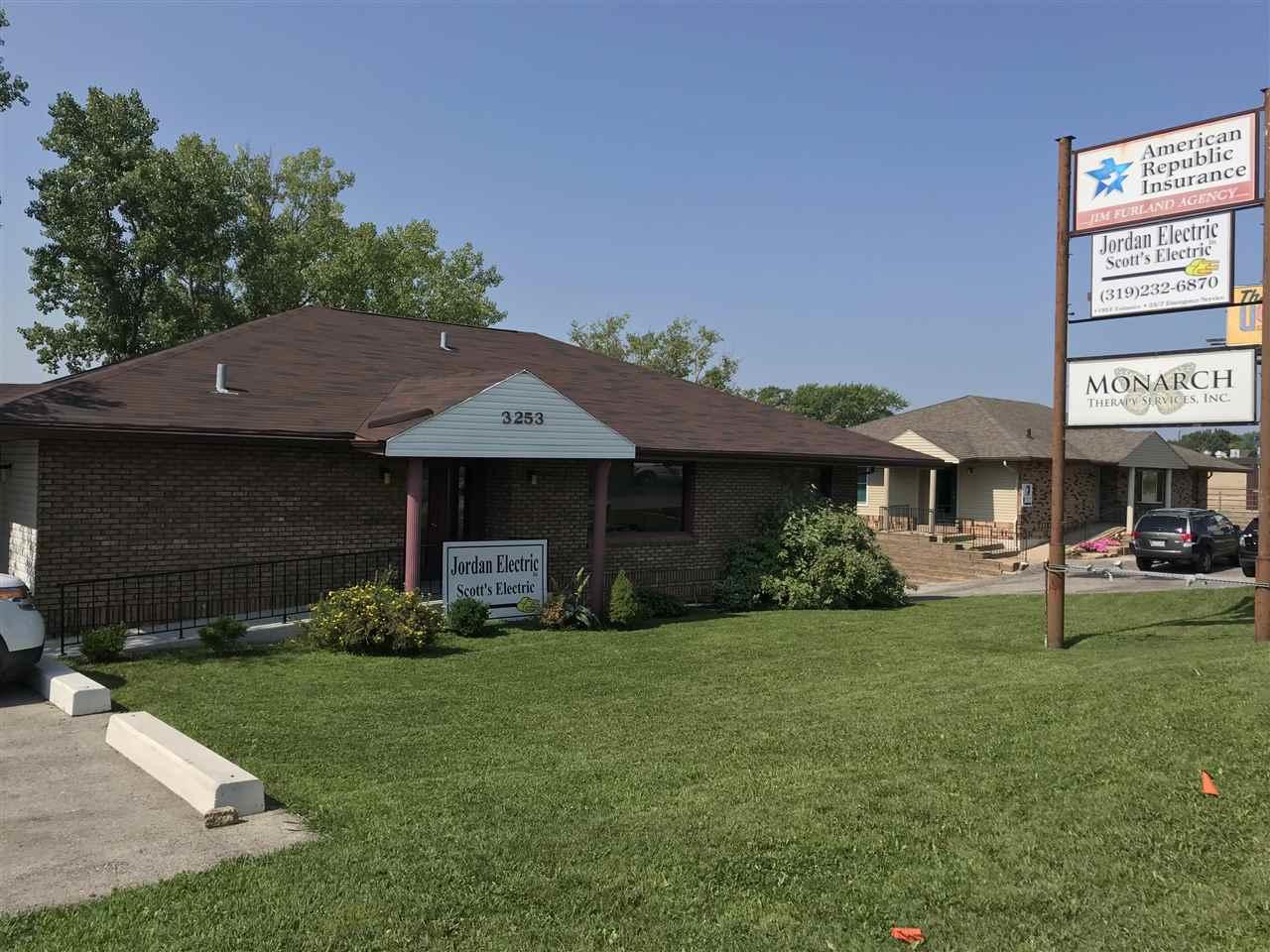 3253 University Avenue - Photo 1
