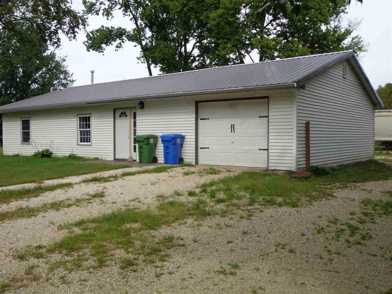 204 Traer Street - Photo 1