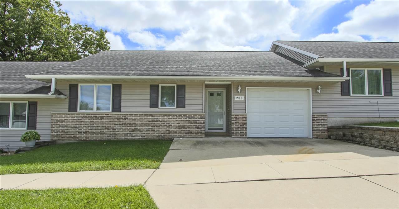 208 5th Street - Photo 1