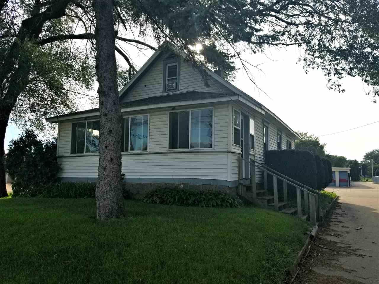 710 Ansborough Avenue - Photo 1