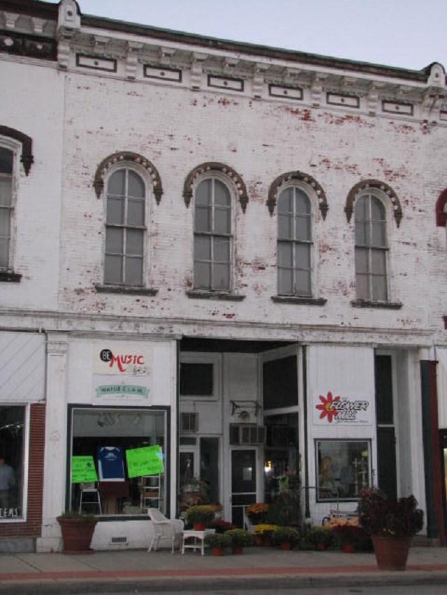 209 1st Street - Photo 1