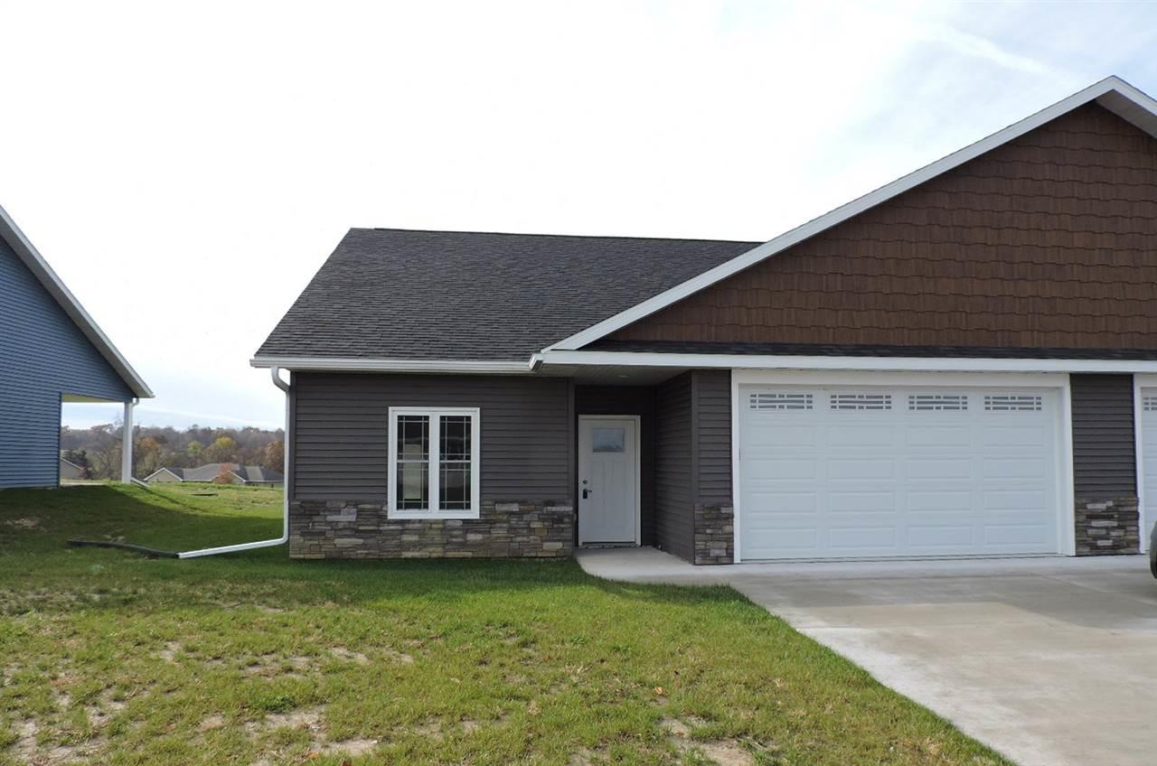 2402 Red Oak Road - Photo 1