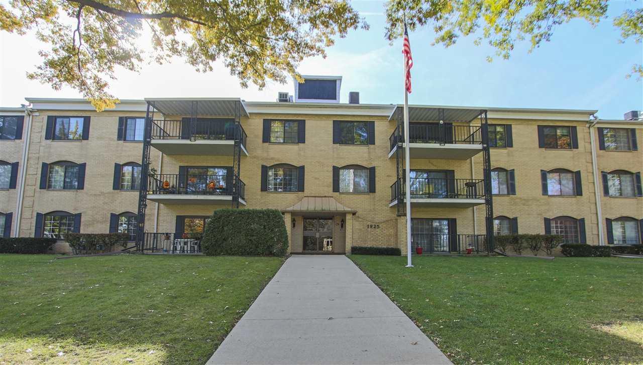 1925 Westchester Road - Photo 1