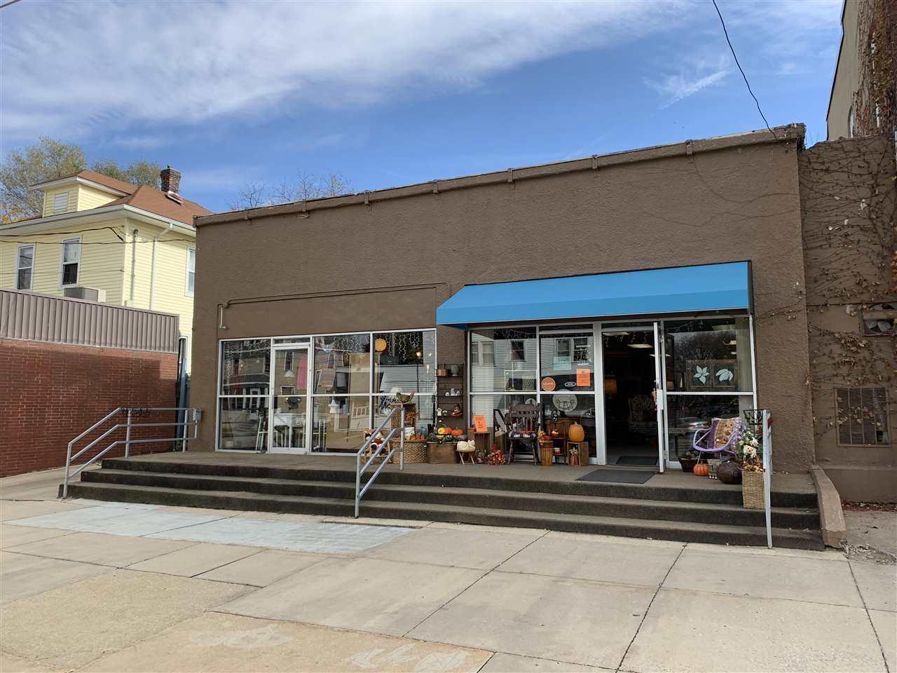 1421-1423 3rd Street - Photo 1