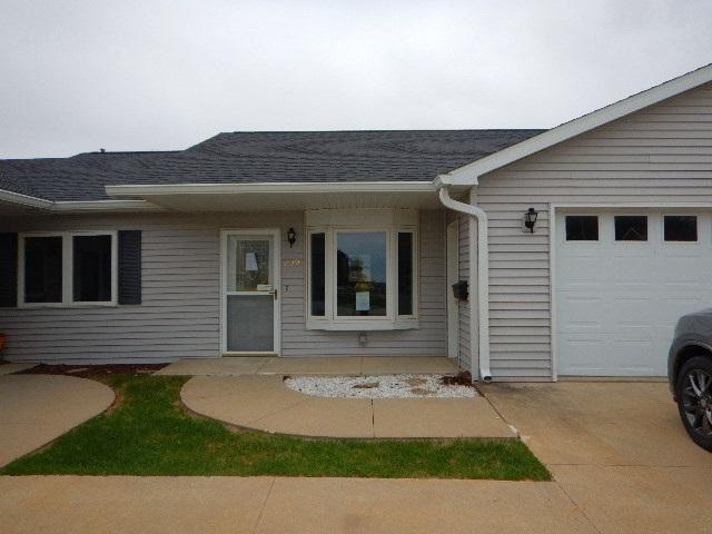 209 Ridge Street - Photo 1