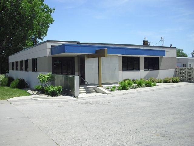 321 18th Street - Photo 1