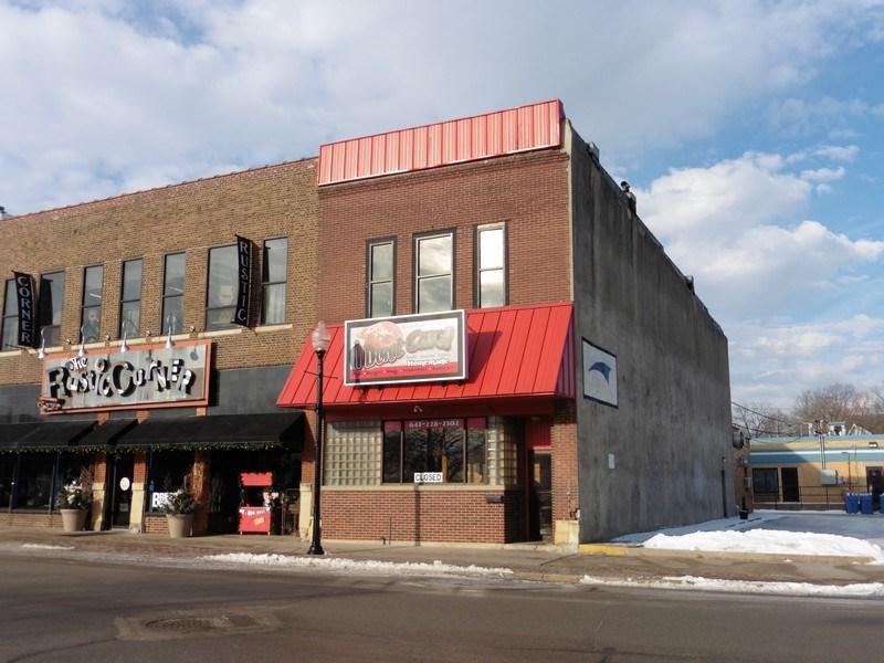 417 Main Street - Photo 1