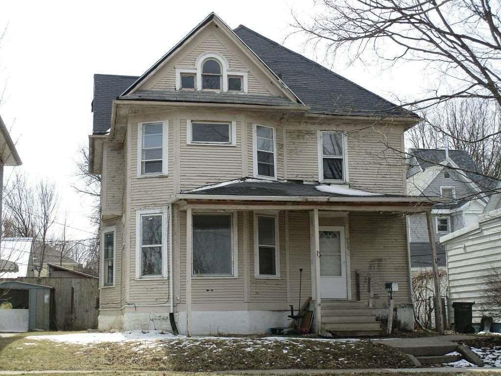 725 8th Street - Photo 1