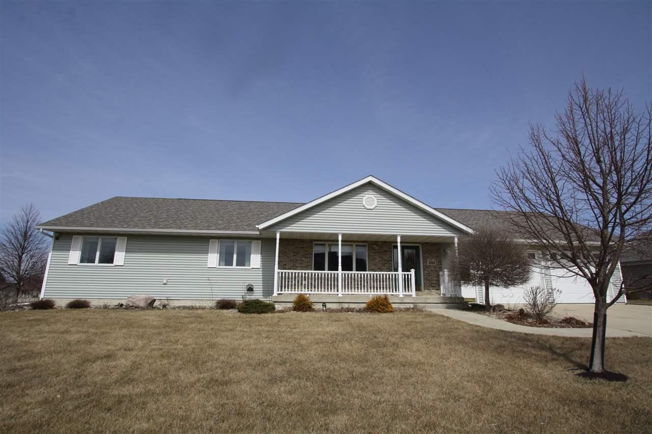 1401 Knoll Court - Photo 1