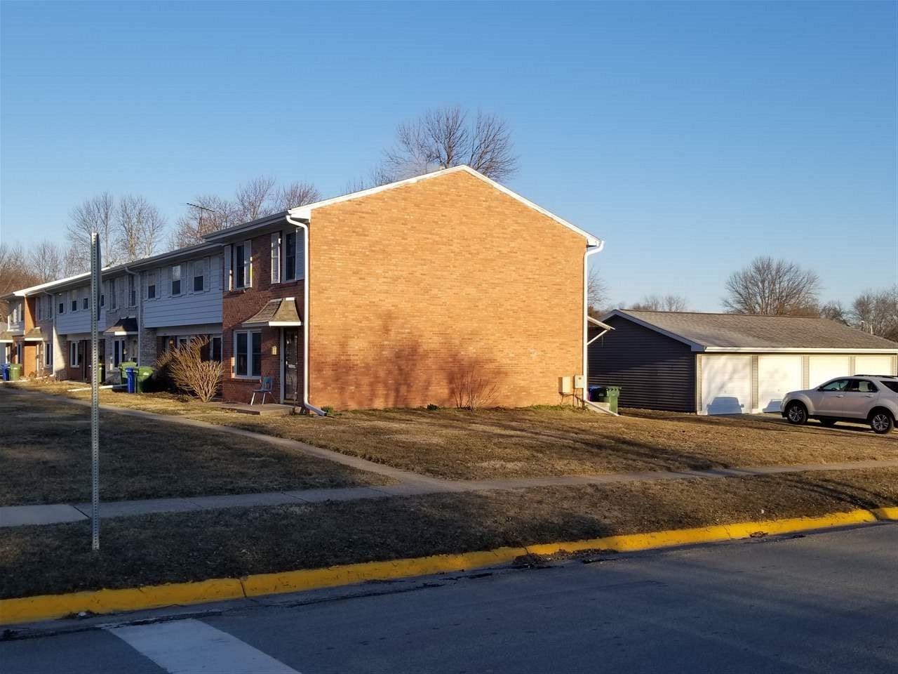 2100 - 2114 Bremer Avenue - Photo 1