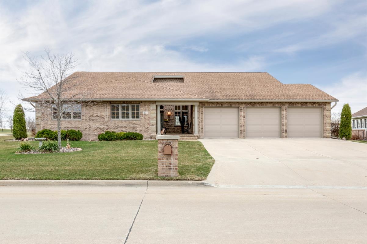 931 Fox Ridge Road - Photo 1