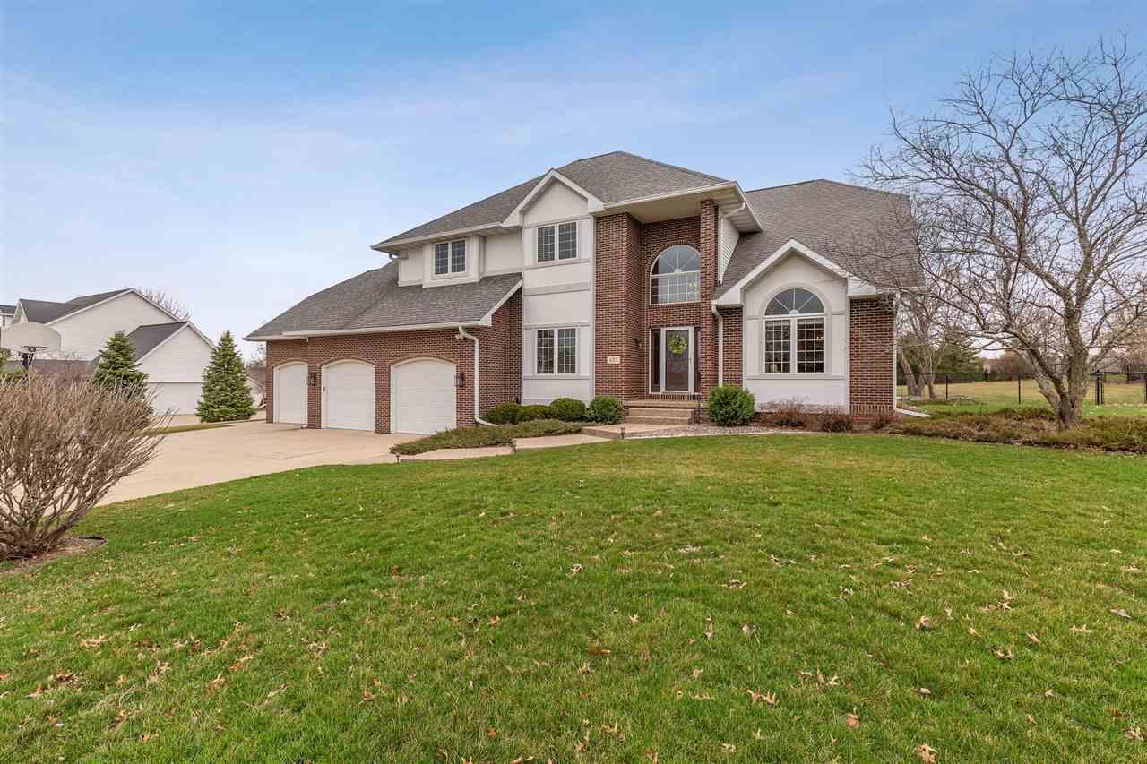 427 Primrose Drive - Photo 1